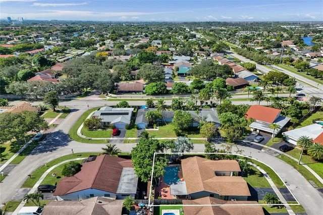 $648,000 | 9350 Northwest 43rd Manor, Sunrise, FL 33351