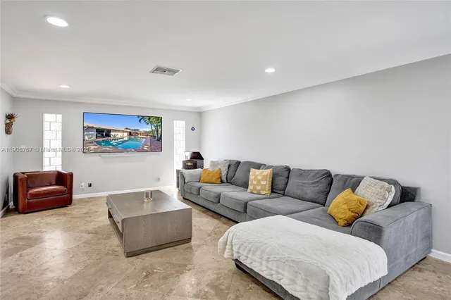 $648,000 | 9350 Northwest 43rd Manor, Sunrise, FL 33351