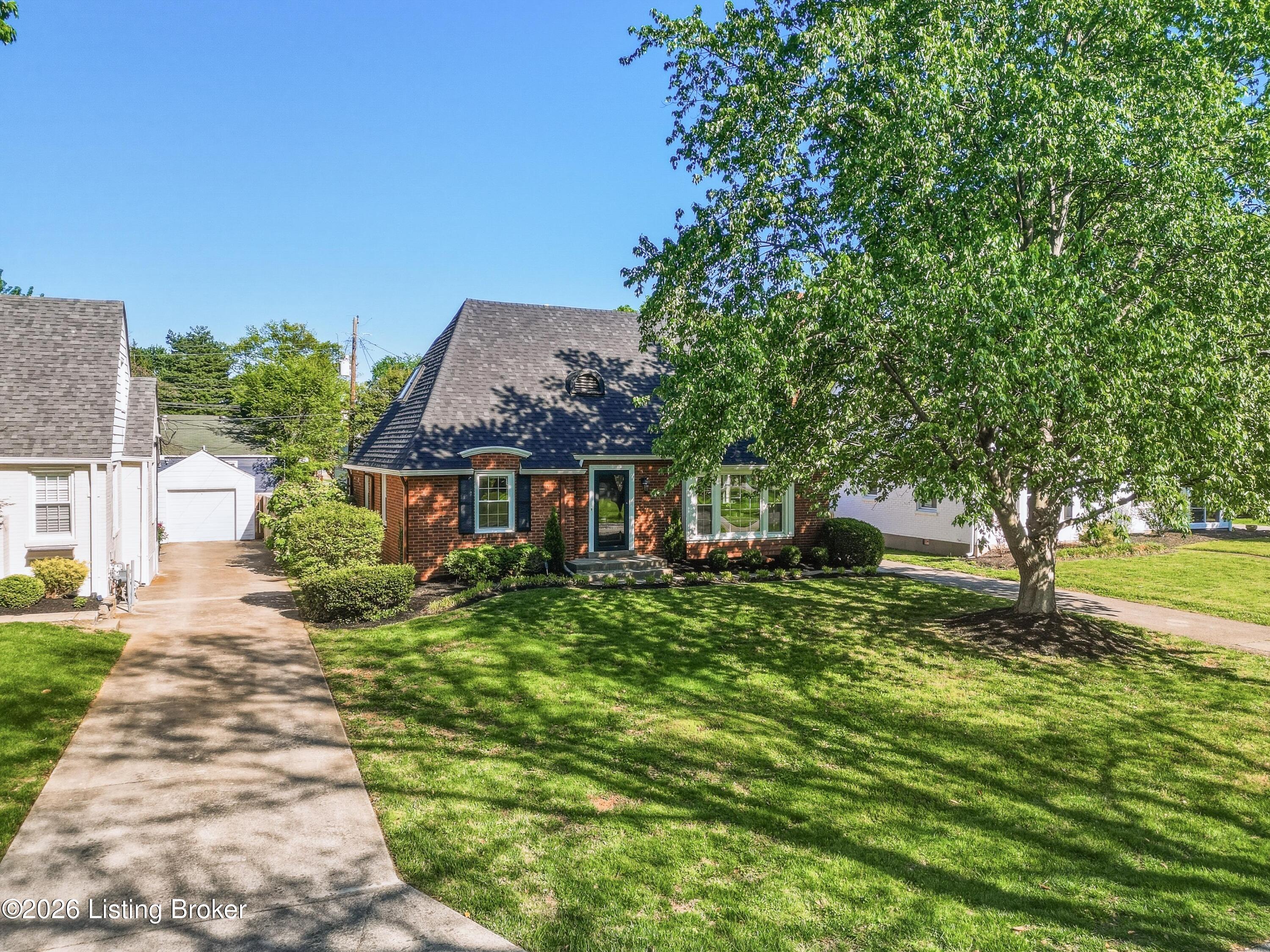 203 Don Allen Road Louisville, KY 40207 - Photo 2 of 60 203 Don Allen-2