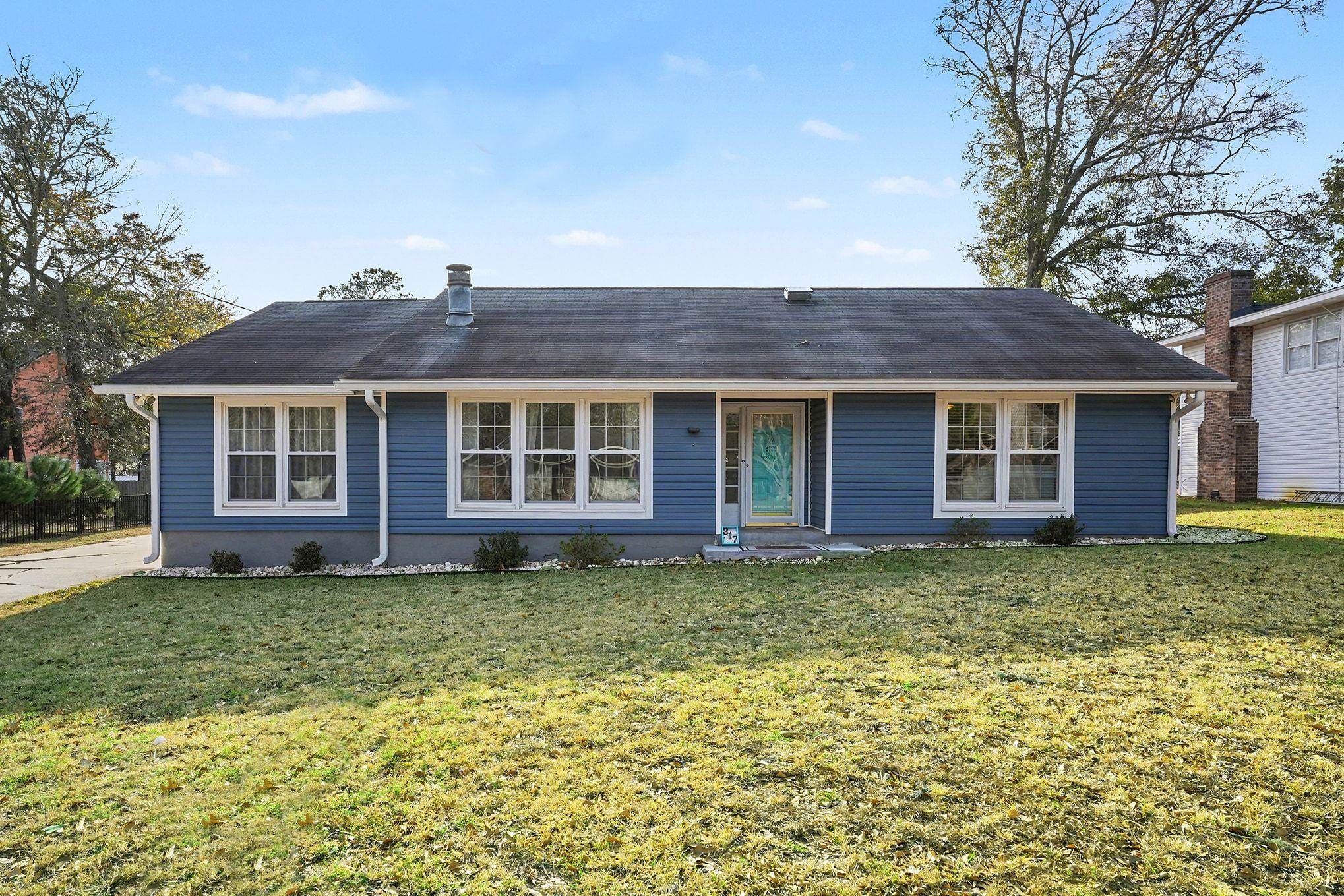 317 Jay Street Murrells Inlet, SC 29576 - Photo 1 of 36