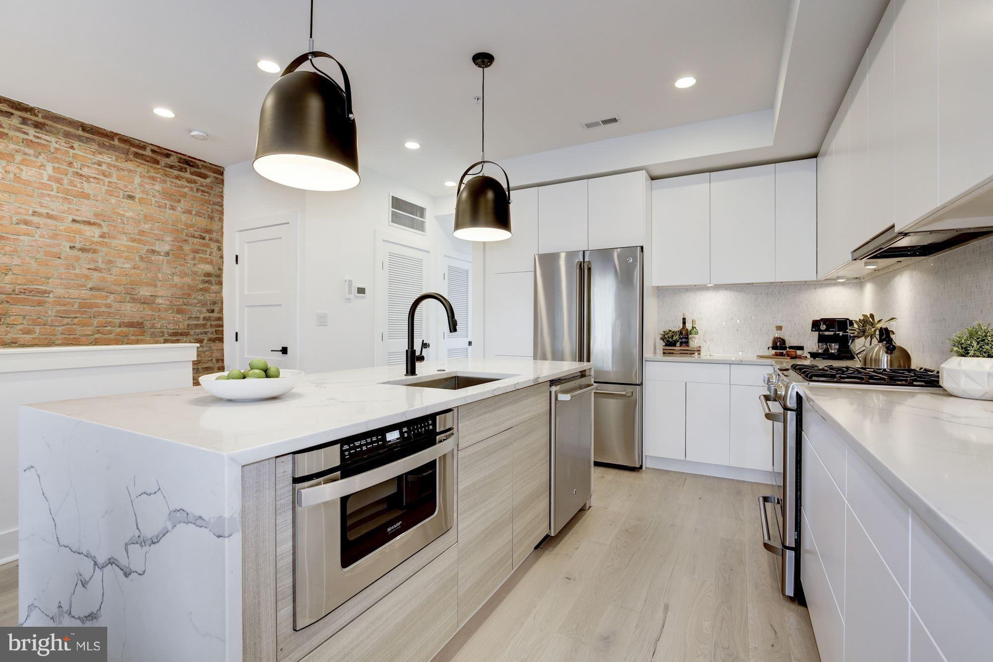 1710 10th Street Northwest, Unit 2 Washington, DC 20001 - Photo 2 of 30 Interior (General)