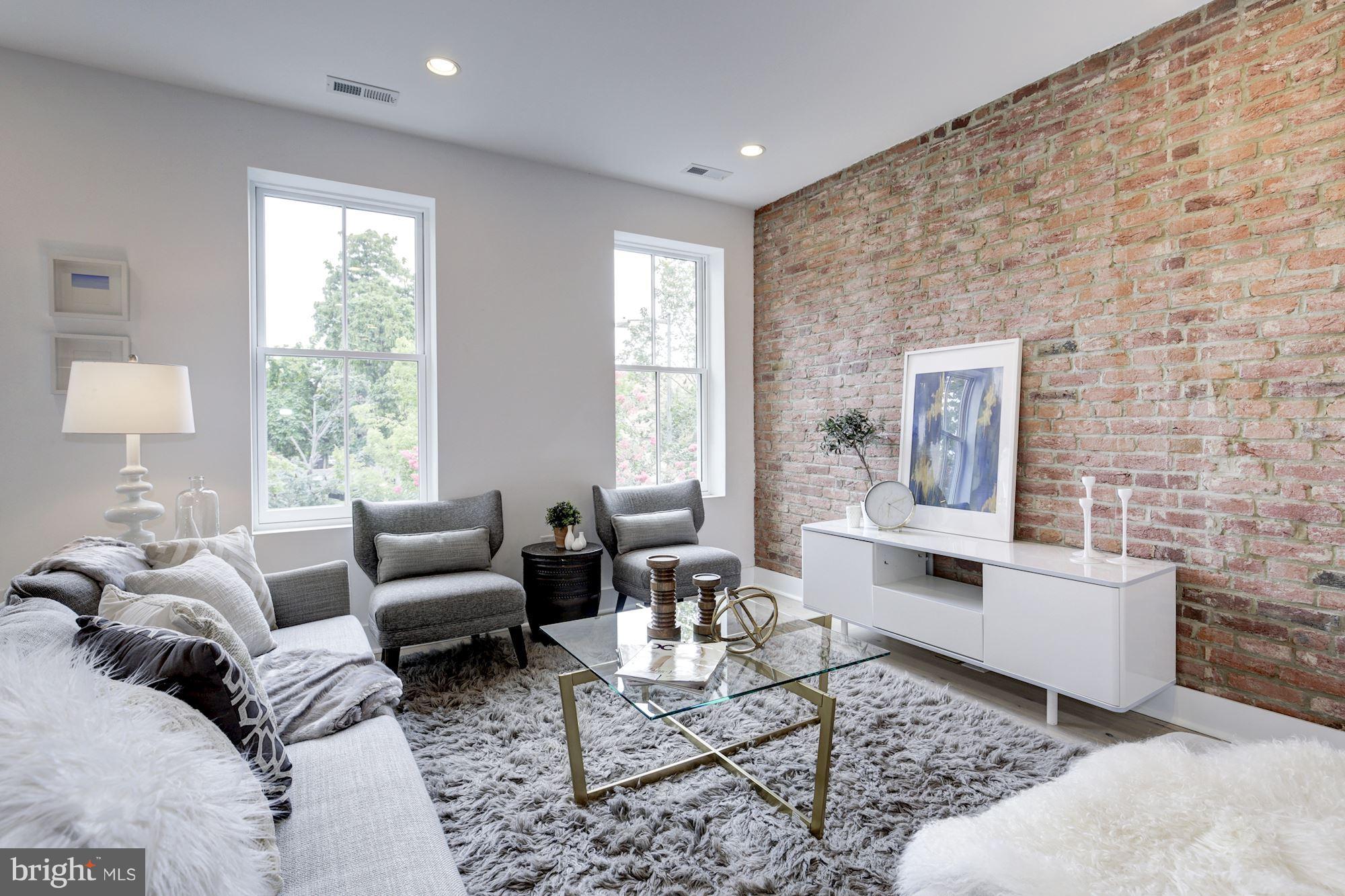 1710 10th Street Northwest, Unit 2 Washington, DC 20001 - Photo 11 of 30 Interior (General)