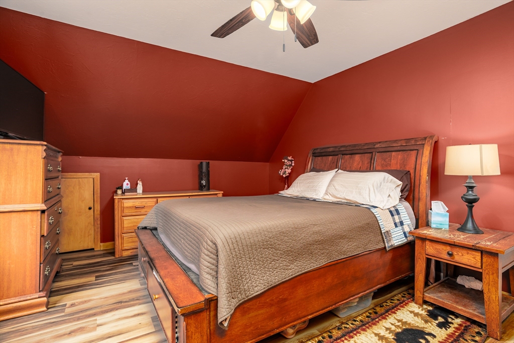 40 Lake Mattawa Road Orange, MA 01364 - Photo 16 of 42