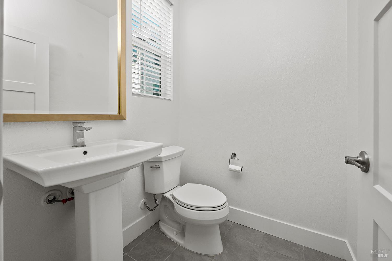 901 Rockview Road Novato, CA 94949 - Photo 12 of 38
