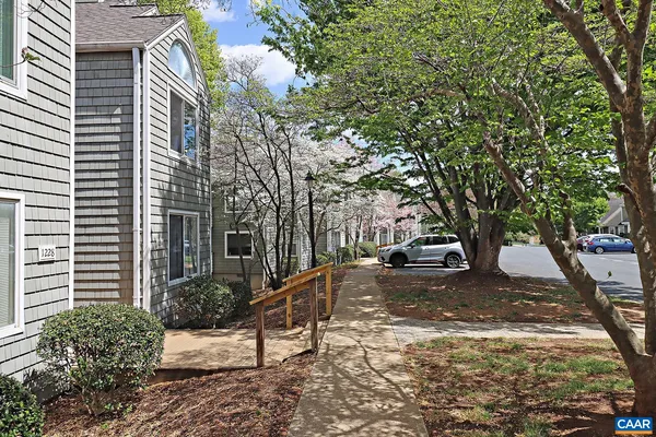 $295,000 | 1242 Clifden Green, Charlottesville, VA 22901