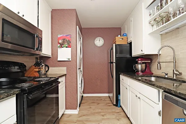 $295,000 | 1242 Clifden Green, Charlottesville, VA 22901