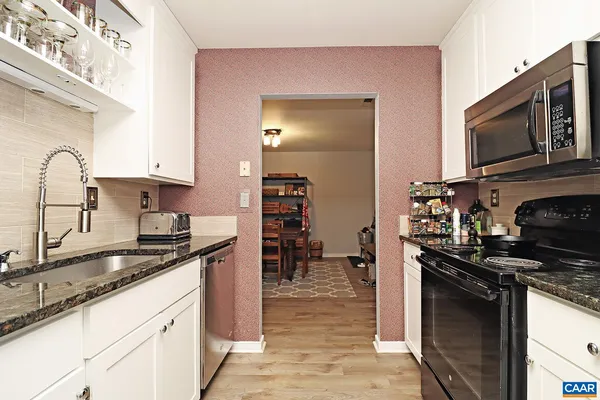 $295,000 | 1242 Clifden Green, Charlottesville, VA 22901