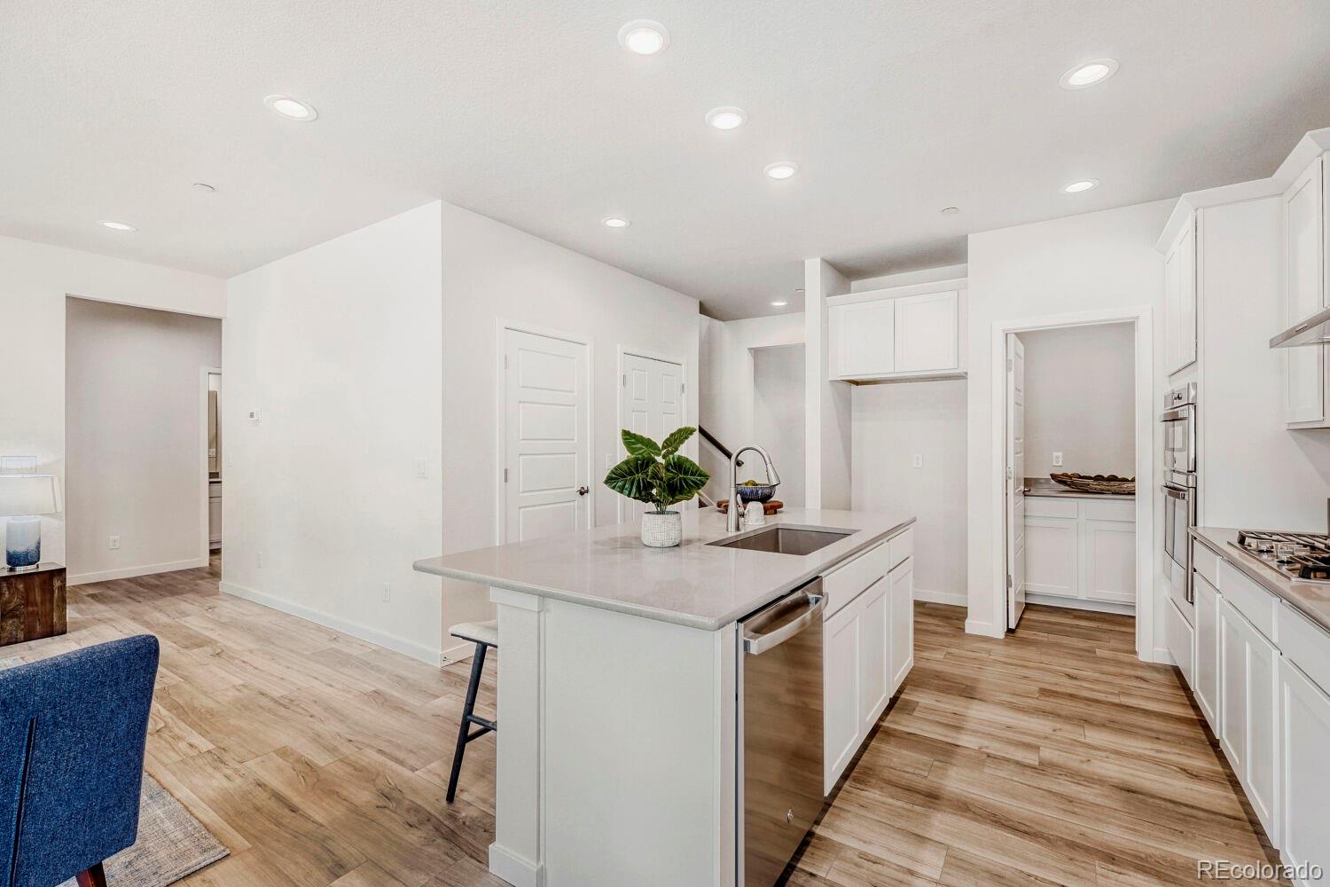 9086 Rifle Street Commerce City, CO 80022 - Photo 11 of 29