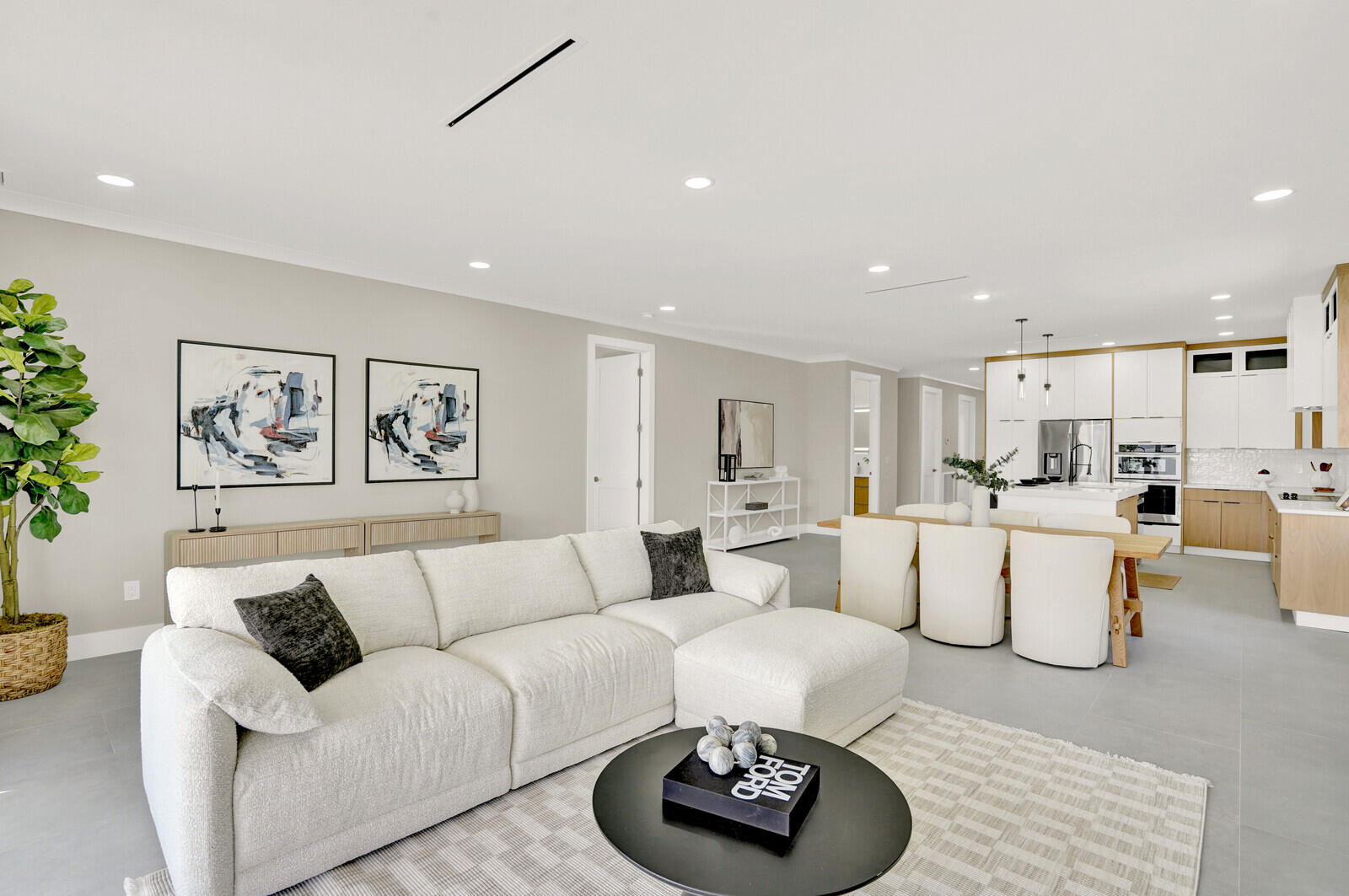 18 Southwest 6th Street Delray Beach, FL 33444 - Photo 15 of 40 a living room with furniture and kitchen view