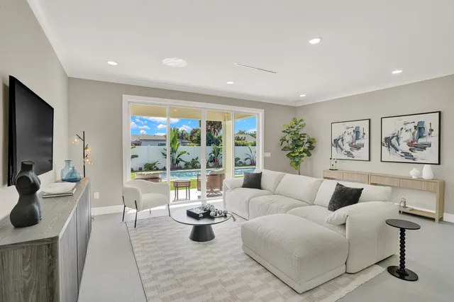 $1,424,000 | 18 Southwest 6th Street, Delray Beach, FL 33444