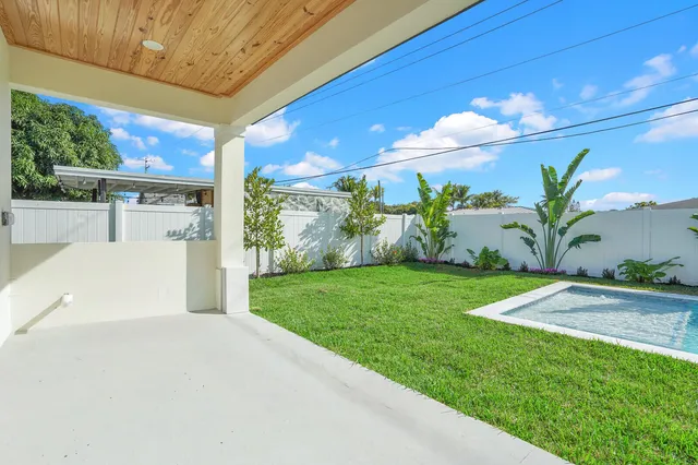 $1,424,000 | 18 Southwest 6th Street, Delray Beach, FL 33444