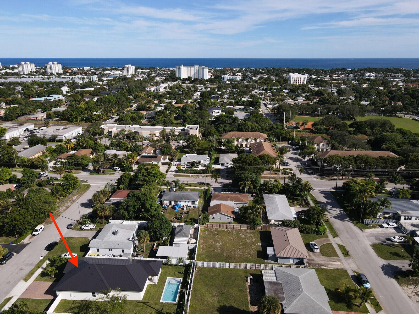 18 Southwest 6th Street Delray Beach, FL 33444 - Photo 32 of 40 an aerial view of a city