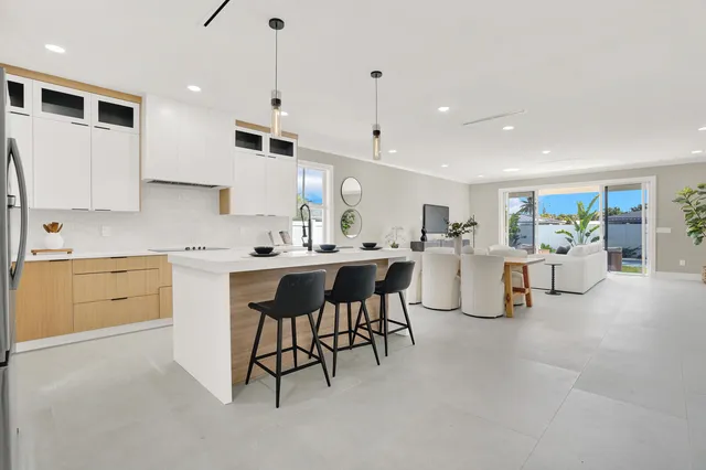 $1,424,000 | 18 Southwest 6th Street, Delray Beach, FL 33444