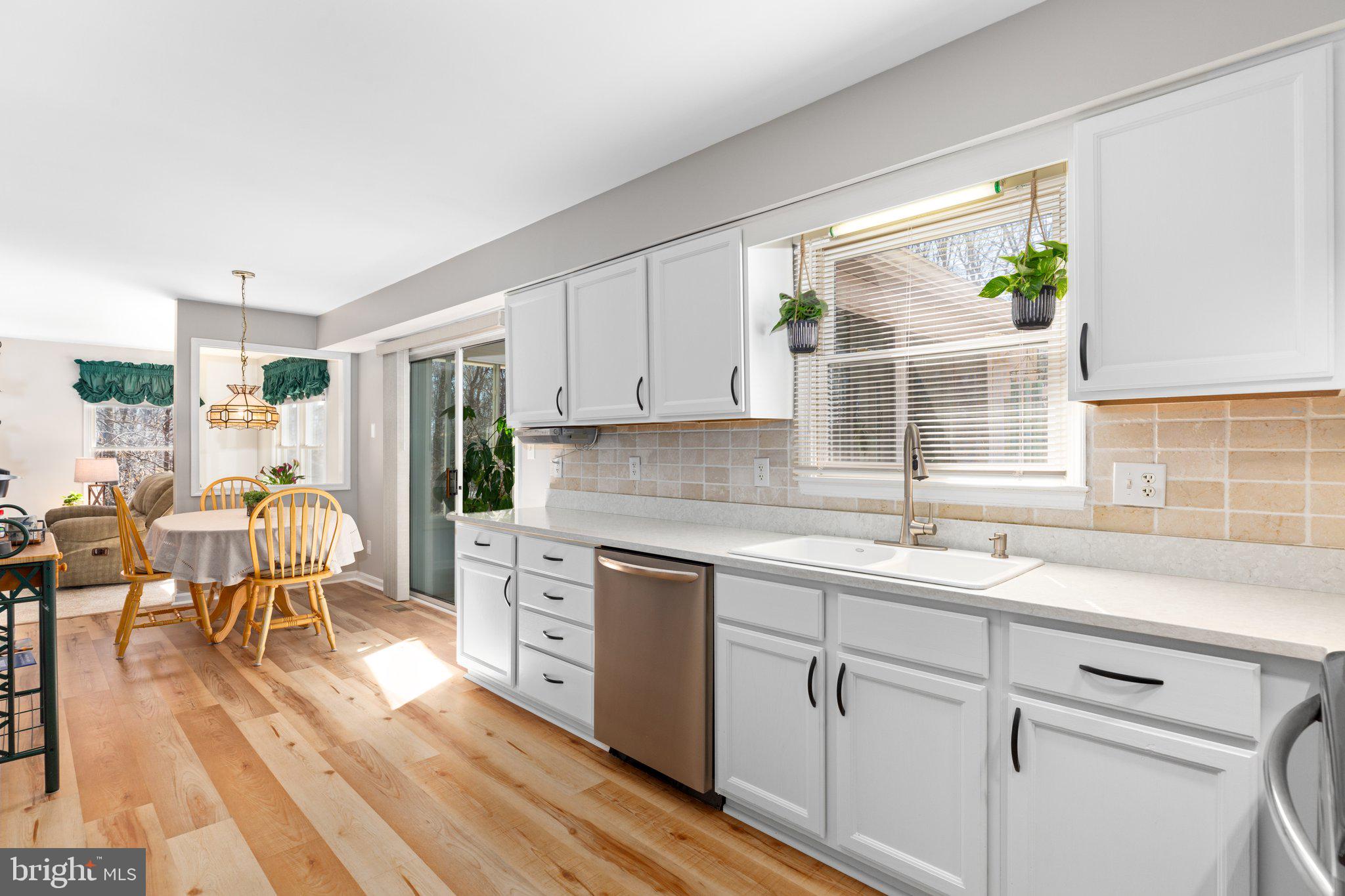 2537 Mountain View Road Stafford, VA 22556 - Photo 5 of 51 Kitchen