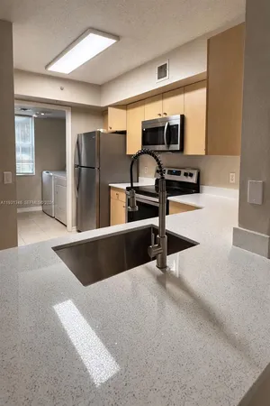 $2,450 | 2494 Centergate Drive, Unit 201, Miramar, FL 33025