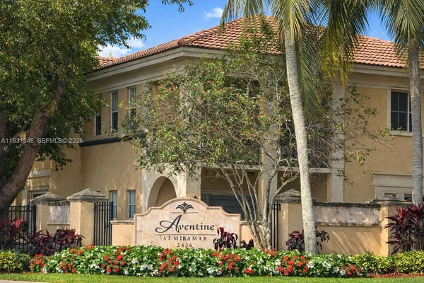 $2,450 | 2494 Centergate Drive, Unit 201, Miramar, FL 33025