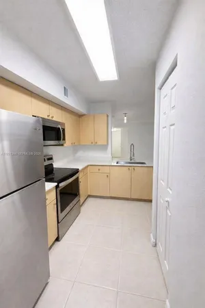 $2,450 | 2494 Centergate Drive, Unit 201, Miramar, FL 33025