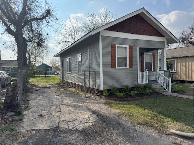2516 Berry Street Houston, TX 77004 - Photo 2 of 13