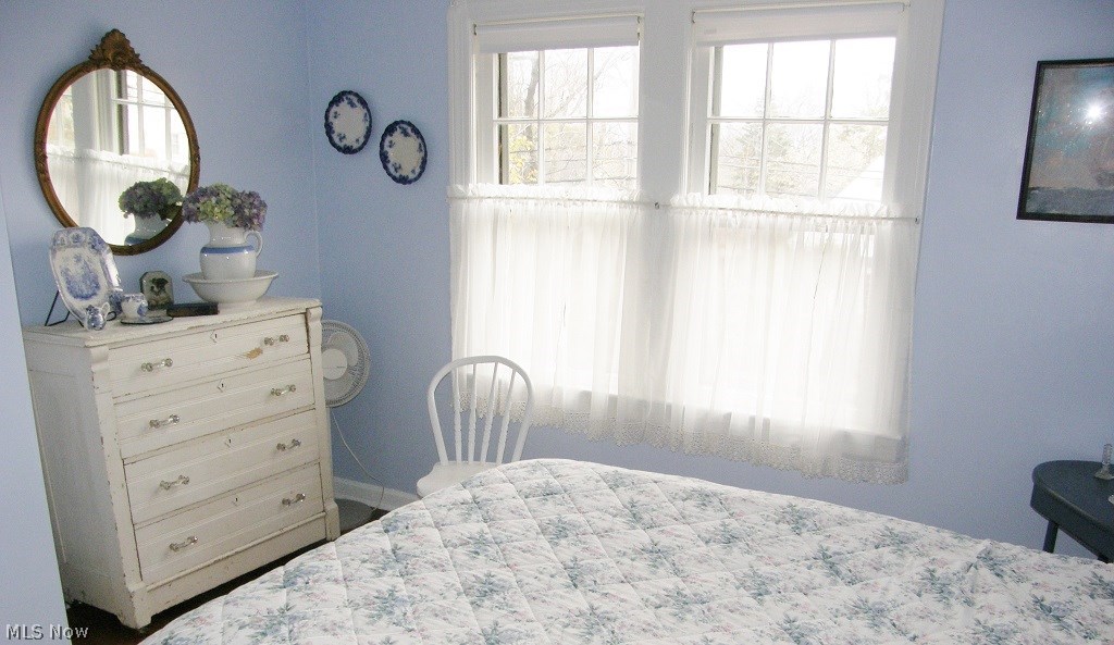 3674 Woodridge Road Cleveland, OH 44121 - Photo 17 of 23 Gallery Image 17