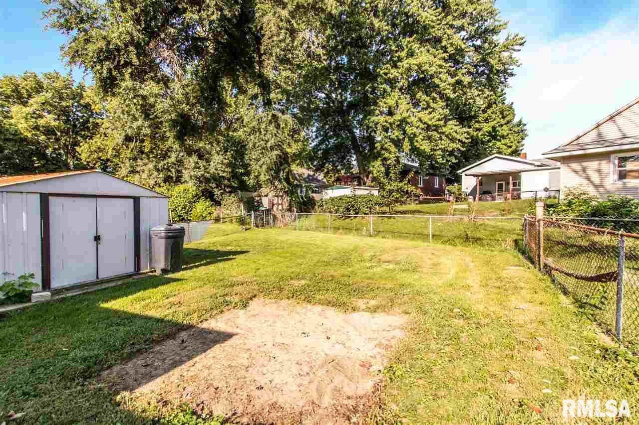 426 Doering Road East Peoria, IL 61611 - Photo 4 of 26 Gallery Image 4