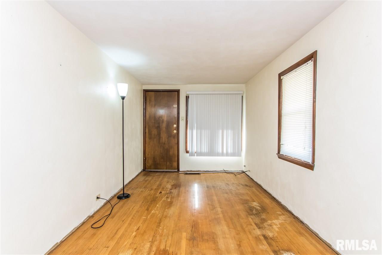 426 Doering Road East Peoria, IL 61611 - Photo 6 of 26 Gallery Image 6
