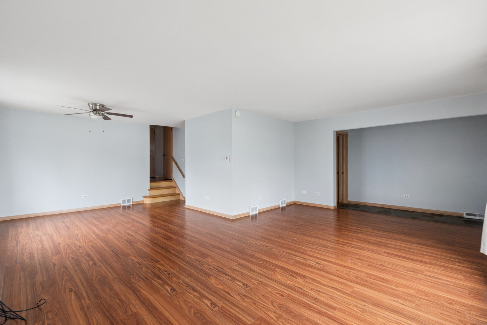 835 Latimer Lane Flossmoor, IL 60422 - Photo 2 of 19