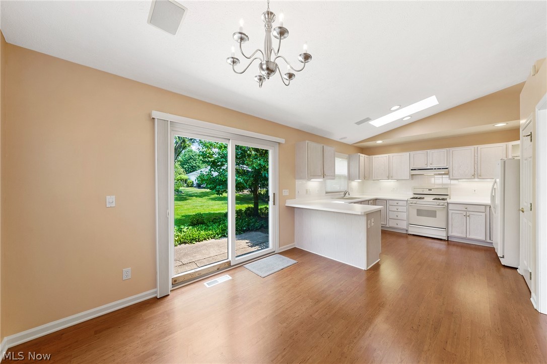 1763 Richmond Road Lyndhurst, OH 44124 - Photo 17 of 34 Light, bright and roomy kitchen