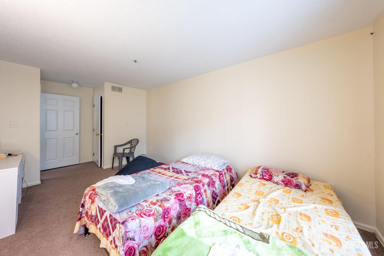 71 Inverness Drive Edison, NJ 08820 - Photo 12 of 14 Gallery Image 12