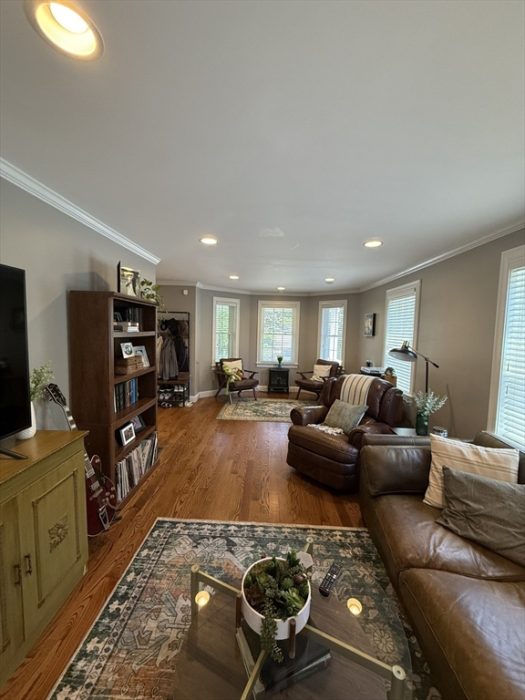 50 Andrew Road Swampscott, MA 01907 - Photo 5 of 20