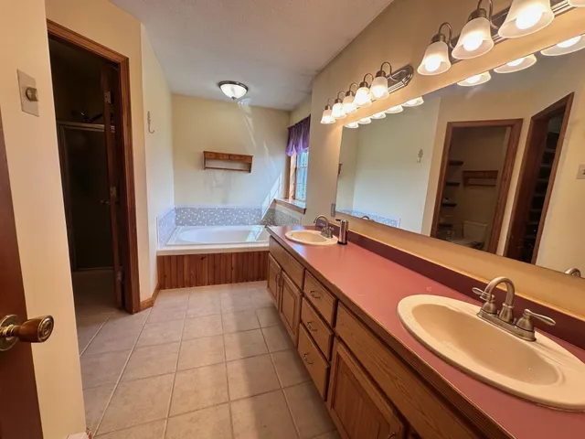 $615,000 | 4455 Lower Newton Road, St. Albans Town, VT 05488