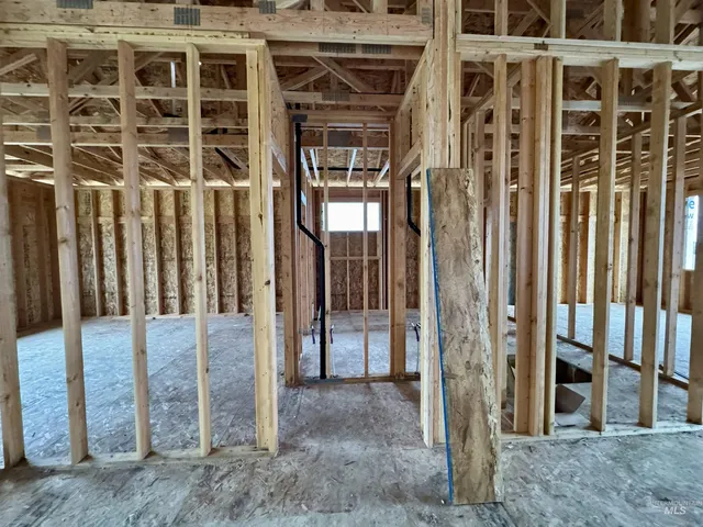 $685,000 | 2519 East 3rd Street, Moscow, ID 83843