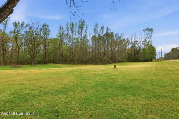 $385,000 | 101 Country Meadow Road, Clinton, MS 39056