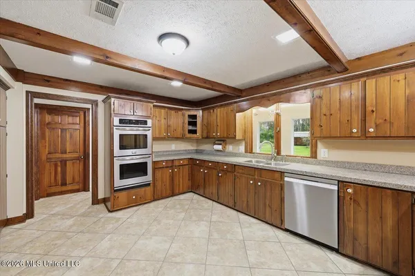 $385,000 | 101 Country Meadow Road, Clinton, MS 39056