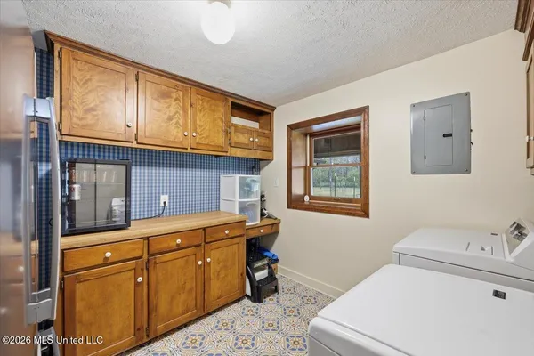 $385,000 | 101 Country Meadow Road, Clinton, MS 39056