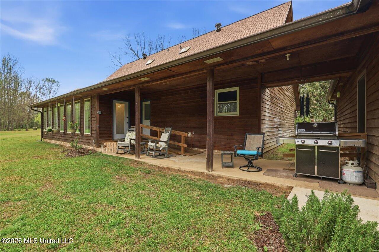 101 Country Meadow Road Clinton, MS 39056 - Photo 50 of 64 49-101 Country Meadow Rd _ Home Tours MS