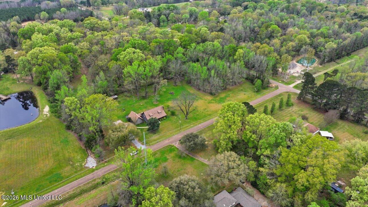101 Country Meadow Road Clinton, MS 39056 - Photo 55 of 64 62-101 Country Meadow Rd _ Home Tours MS