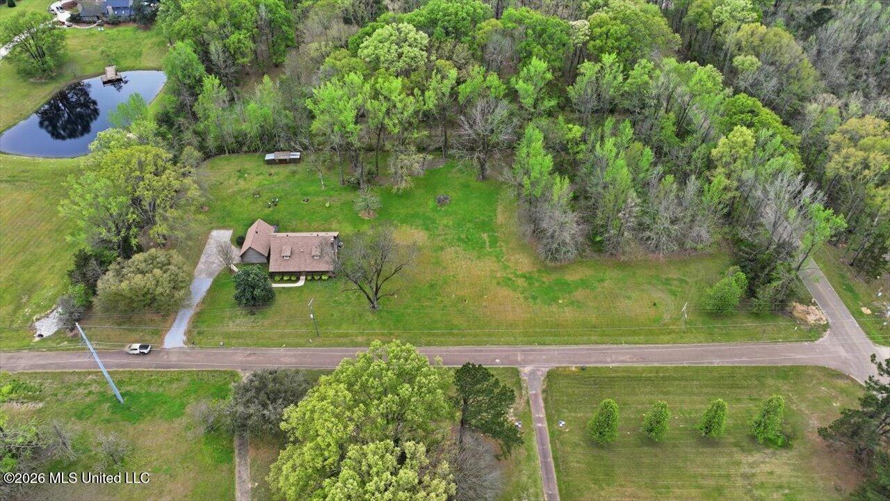 101 Country Meadow Road Clinton, MS 39056 - Photo 56 of 64 63-101 Country Meadow Rd _ Home Tours MS