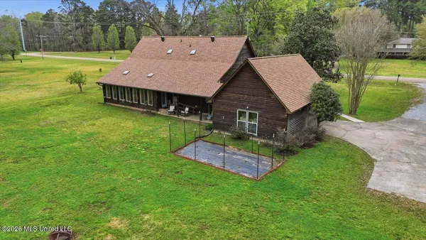$385,000 | 101 Country Meadow Road, Clinton, MS 39056
