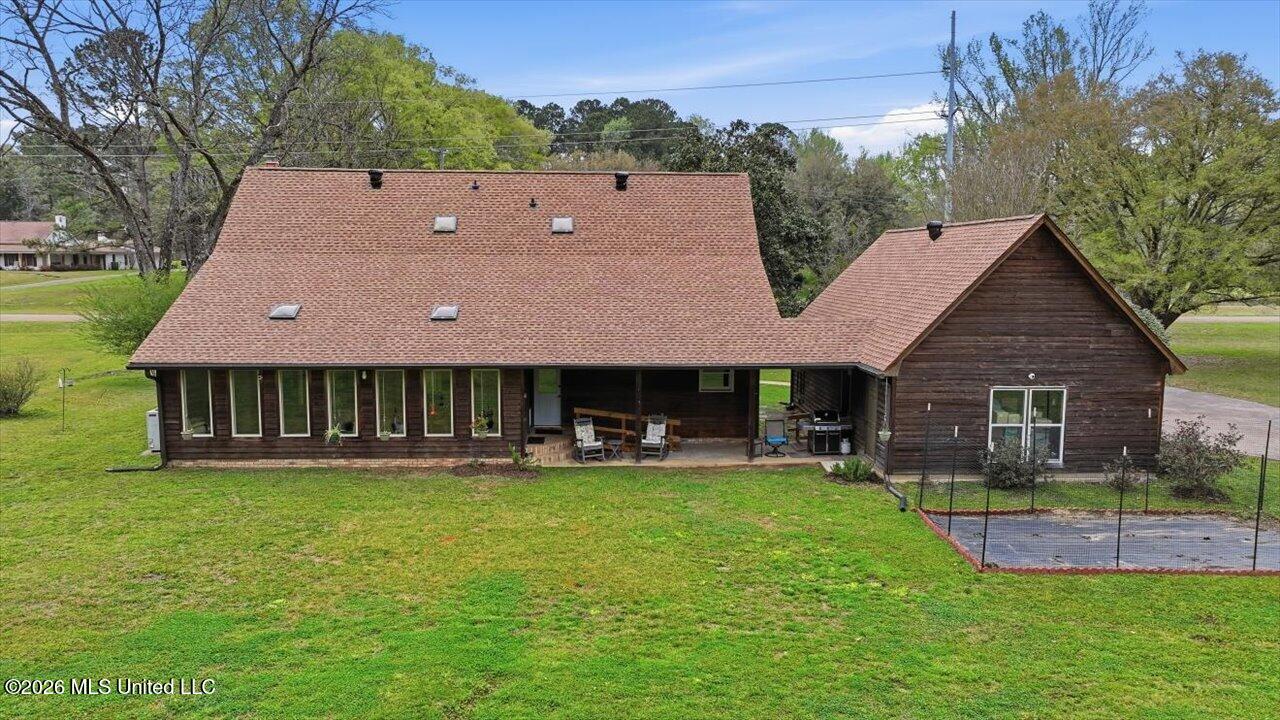 101 Country Meadow Road Clinton, MS 39056 - Photo 61 of 64 76-101 Country Meadow Rd _ Home Tours MS