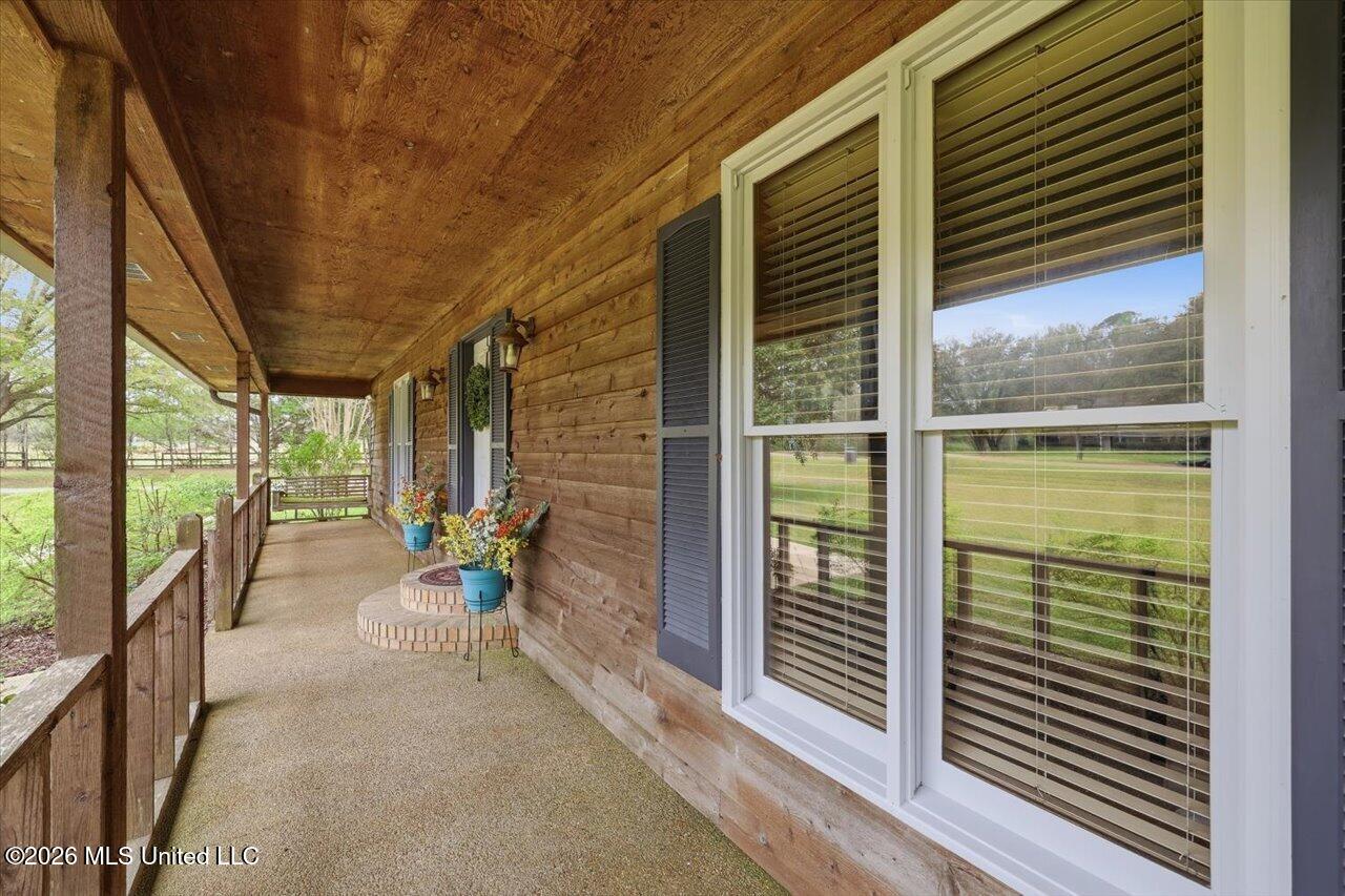 101 Country Meadow Road Clinton, MS 39056 - Photo 9 of 64 06-101 Country Meadow Rd _ Home Tours MS