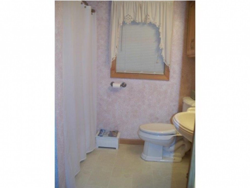 348 Country Club 3 Road Sanford, ME 04073 - Photo 13 of 25 Gallery Image 13