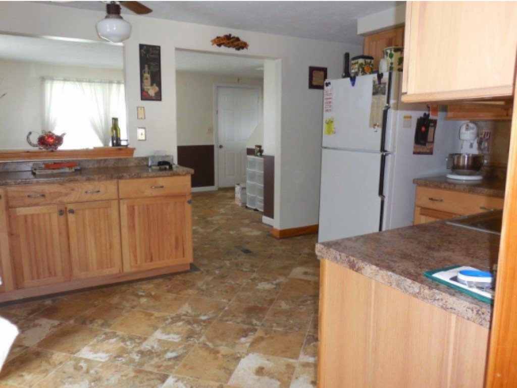 348 Country Club 3 Road Sanford, ME 04073 - Photo 6 of 25 Gallery Image 6