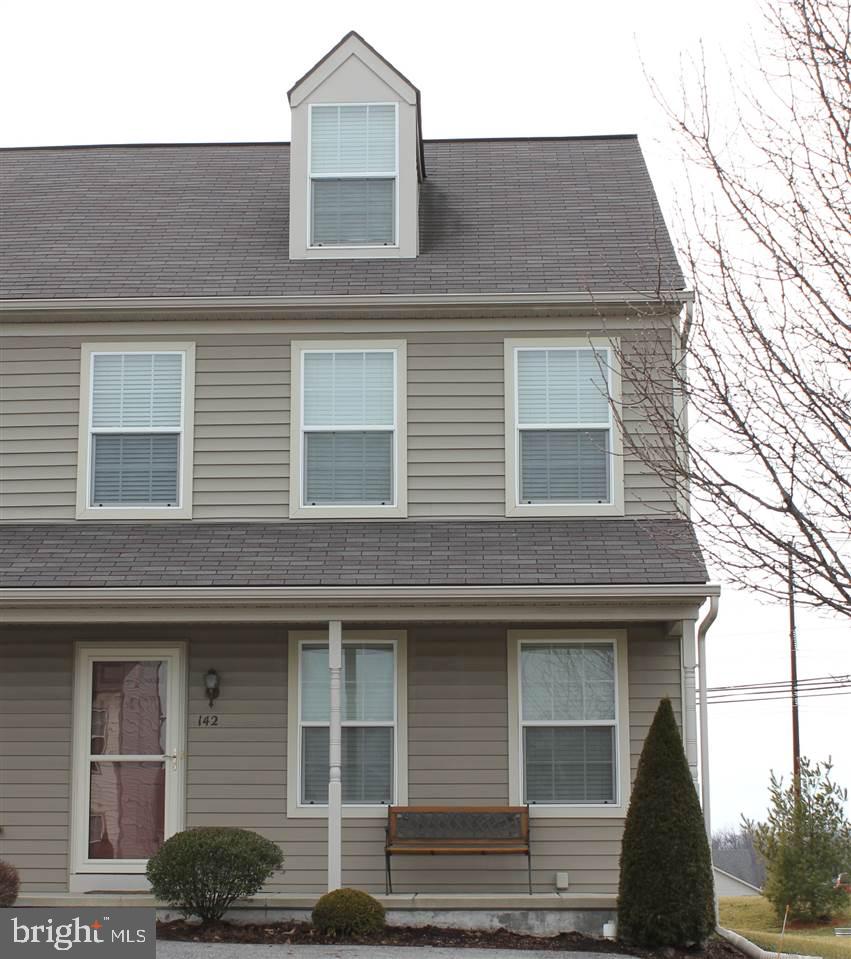 142 Radle Road Harrisburg, PA 17112 - Photo 1 of 12