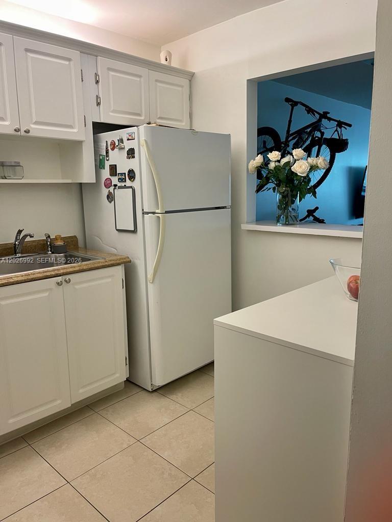 301 Racquet Club Road, Unit 305 Weston, FL 33326 - Photo 5 of 31