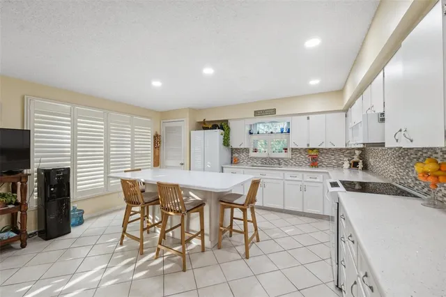 $325,000 | 2221 Swedish Drive, Unit 55, Clearwater, FL 33763