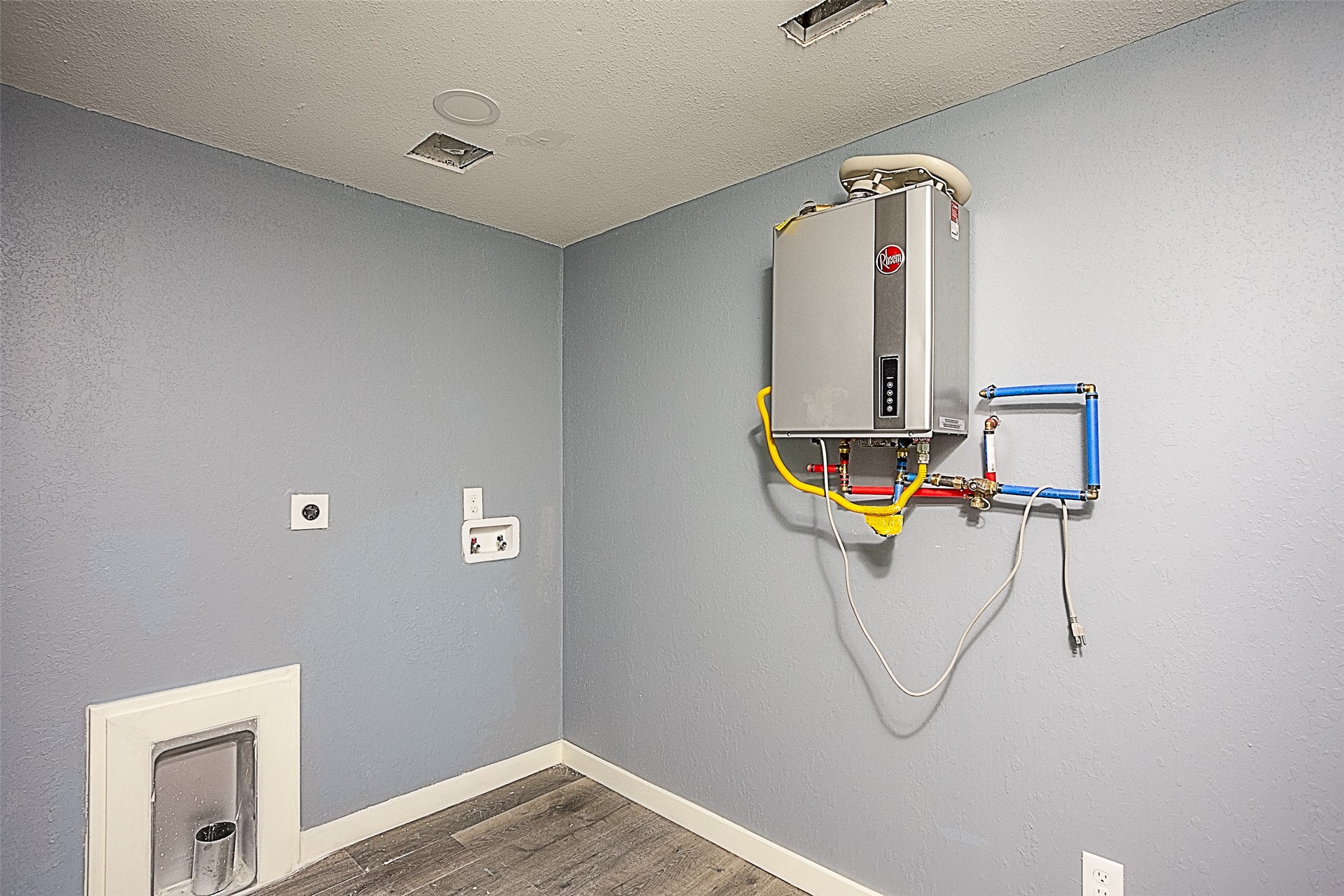 2630 Hazel Avenue Beaumont, TX 77702 - Photo 30 of 30 a view of a room with wooden floor