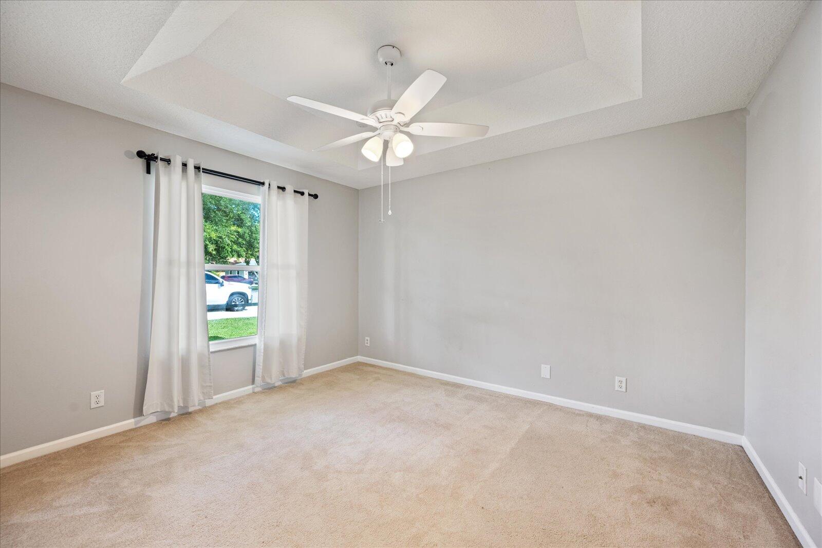8917 Southwest Caprice Circle Stuart, FL 34997 - Photo 19 of 37 20-DSC_2505