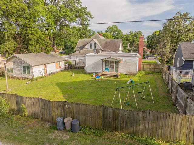 $95,000 | 708 Osage Street, Neodesha, KS 66757