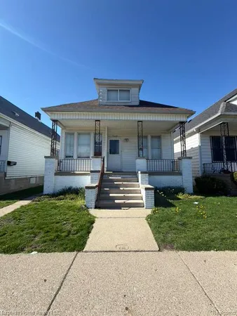 $215,000 | 5033 Harold Street, Hamtramck, MI 48212