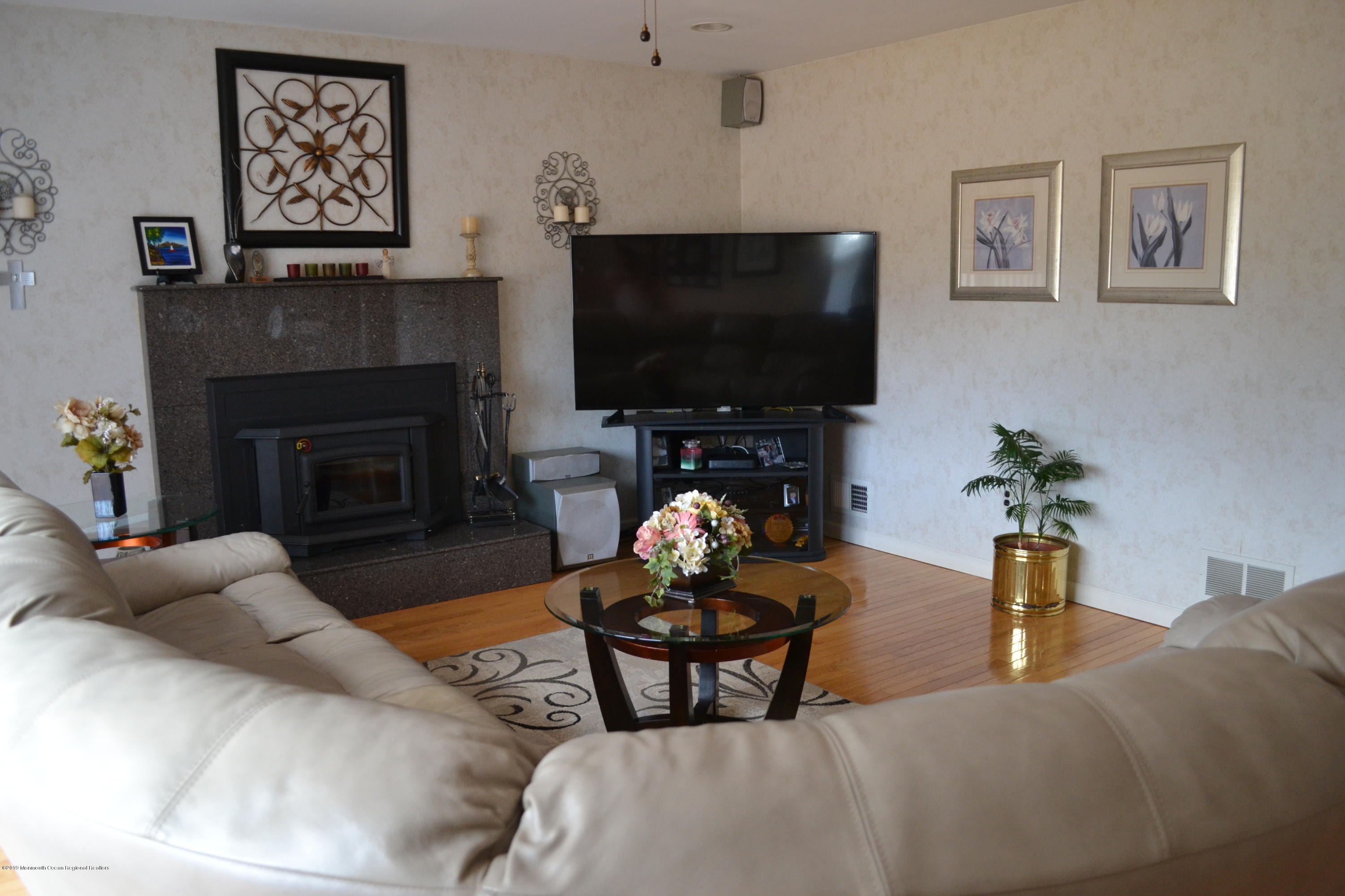 1 Walling Road Freehold, NJ 07728 - Photo 12 of 45 12
